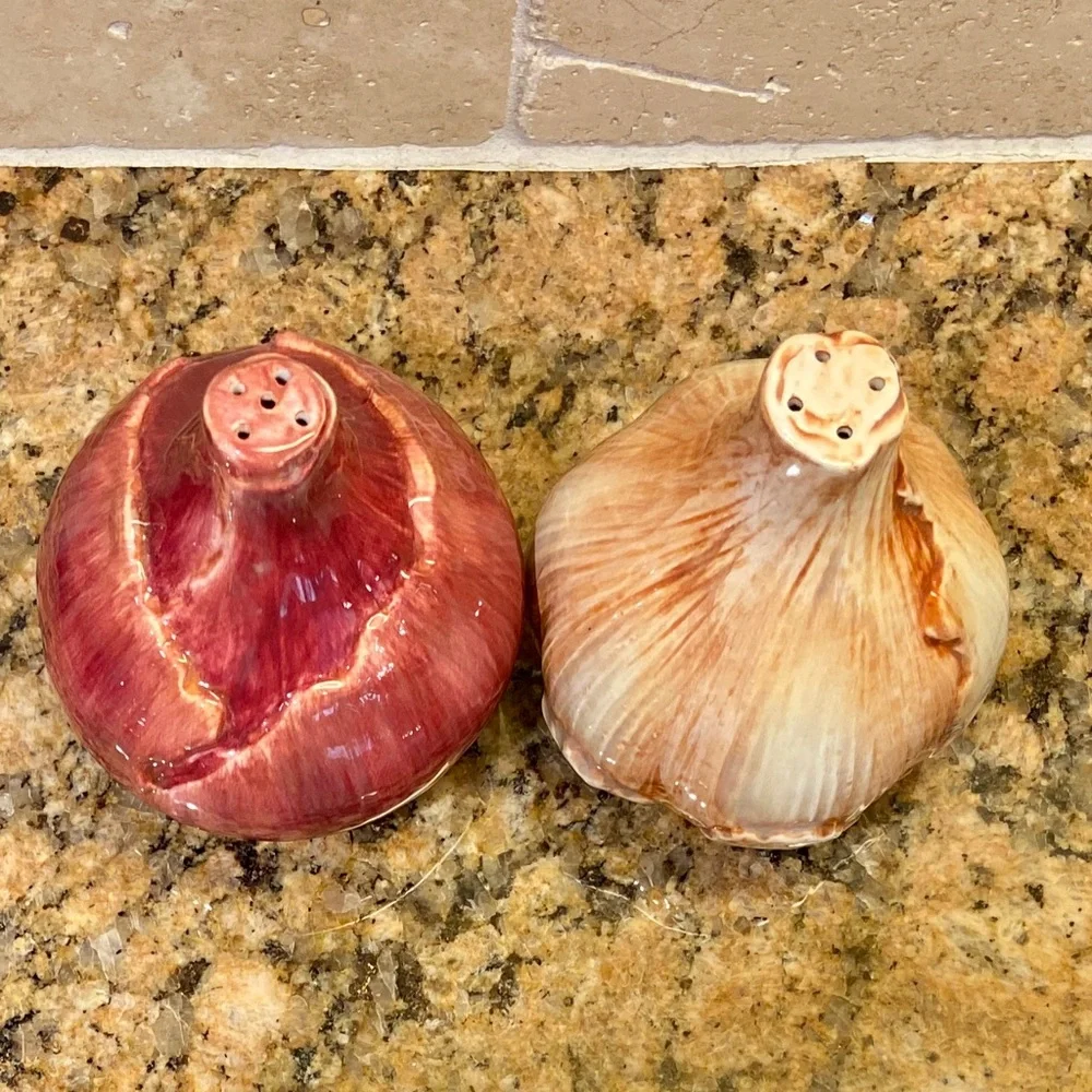Dept. 56 salt and pepper shakers.  Red onion and yellow onion (or garlic). EVC - Picture 2 of 6